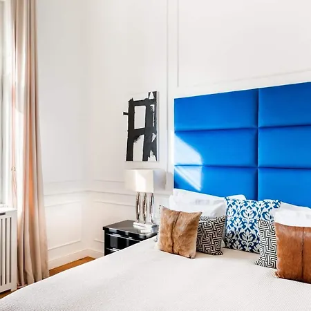 Broadway * Βουδαπέστη