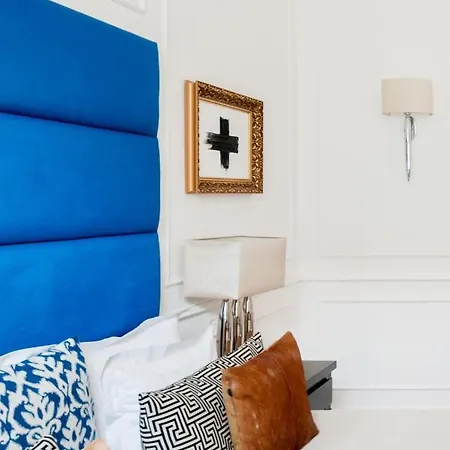 百老汇公寓 公寓 *