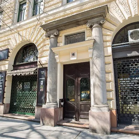 Broadway Apartment Budapest