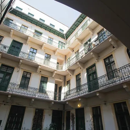 Broadway Apartment